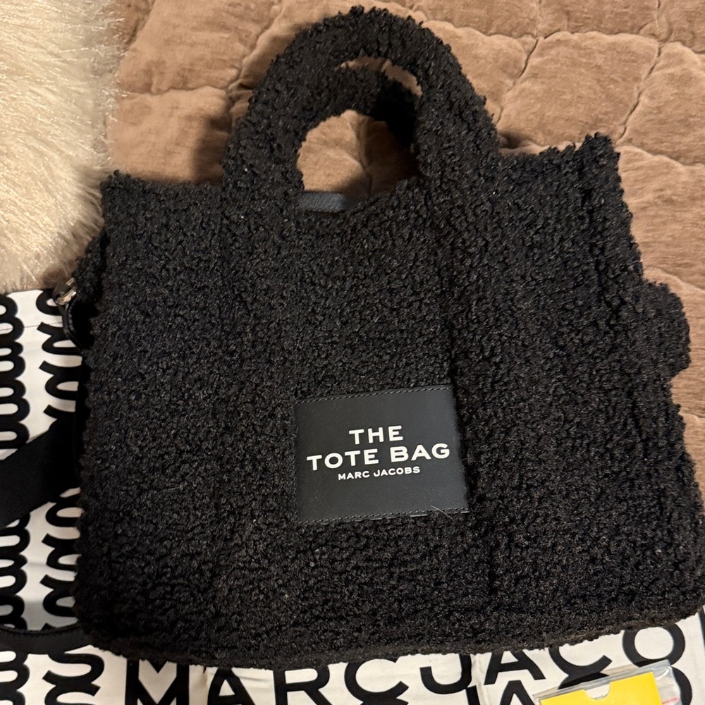 Marc Jacobs Black Teddy Shearling Tote - Picture 4 of 6